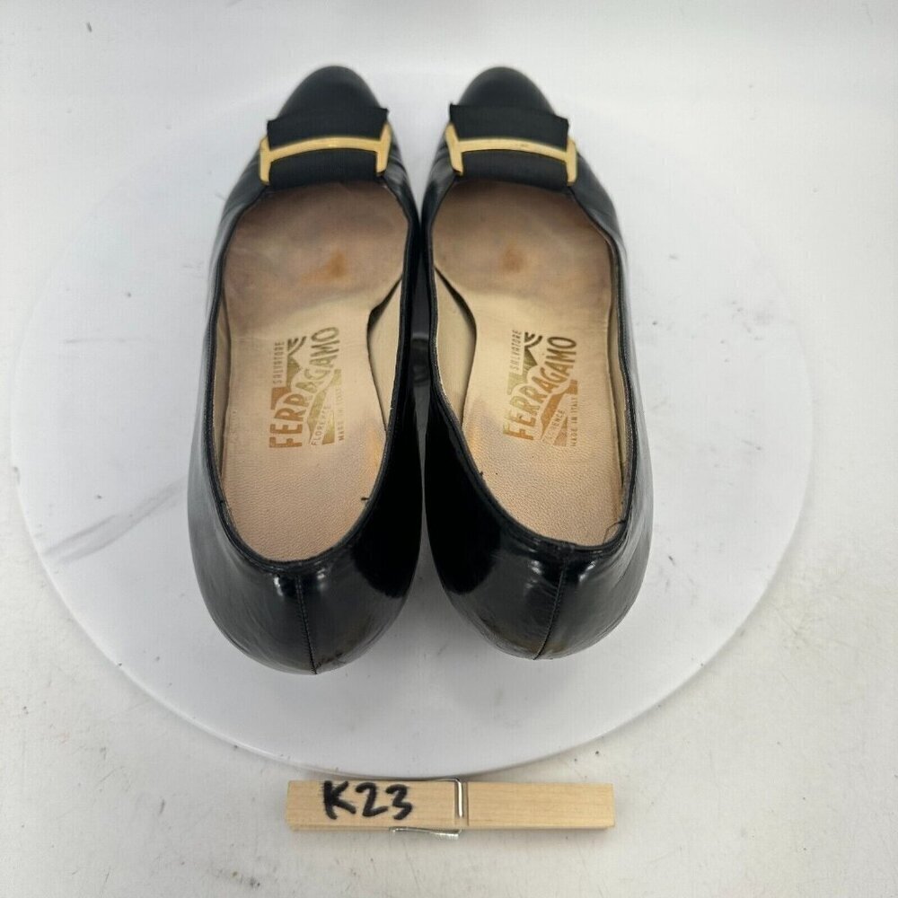 Salvatore Ferragamo Women Size 8.5 AAAA Black Leather Slip On Medium Heel Pump - Picture 12 of 14